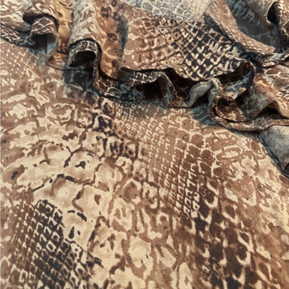 Lauren Ralph Lauren Snake Print Ruffle Trim Sleeveless Top Size Small - Picture 2 of 9